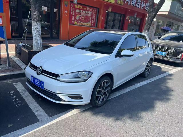 Golf 2018 230TSI Automatic Luxury