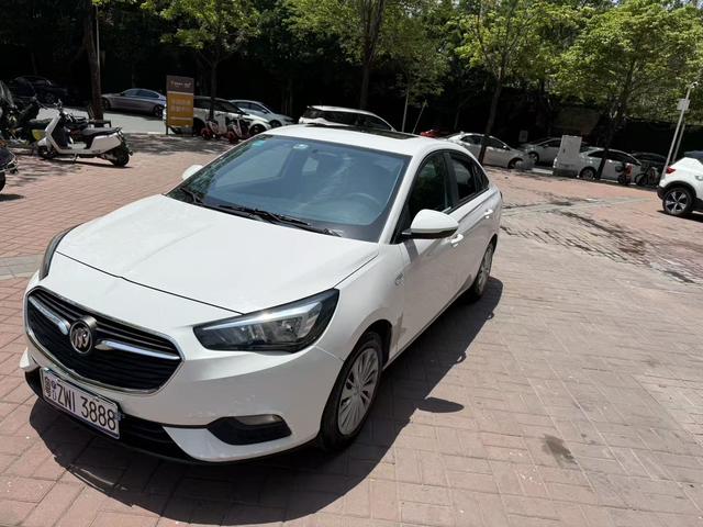 Excelle 2018 15N CVT Elite Type