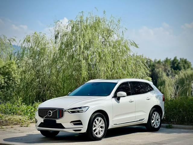Volvo XC60 2020 T5 4WD Intelligent Luxury Edition