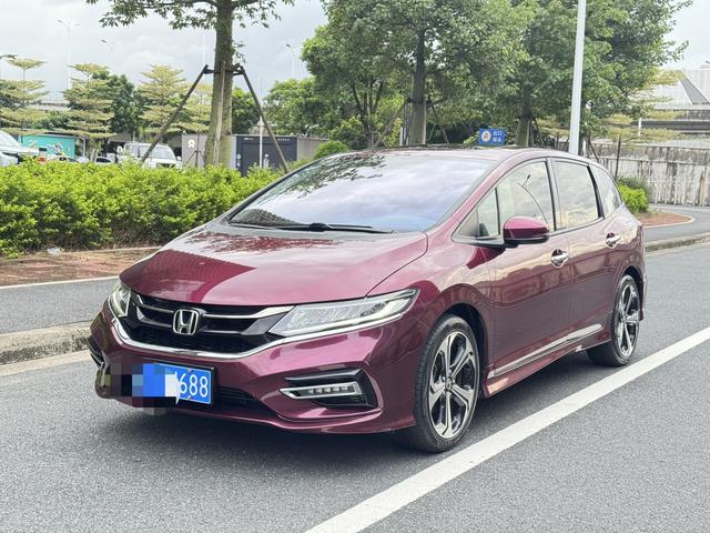 Jade 2017 210TURBO CVT Deluxe Edition 5 Seats