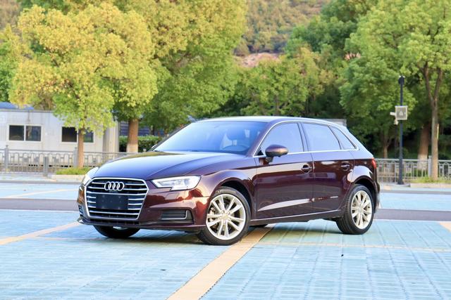Audi A3 2018 30th Anniversary Year Sportback 35 TFSI Aggressive