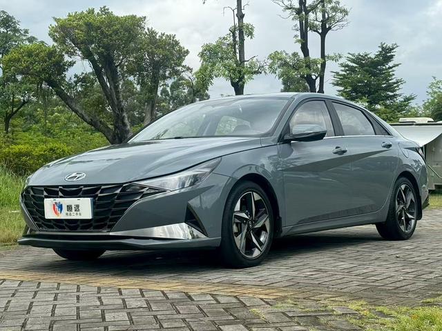 Elantra 2021 1.5L CVT LUX Premium