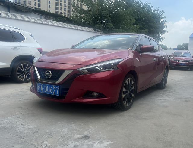 Bluebird 2019 1.6L CVT Dazzle Edition State VI
