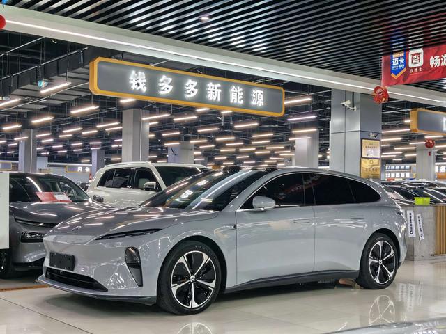 Azera ET5T 2023 75kWh