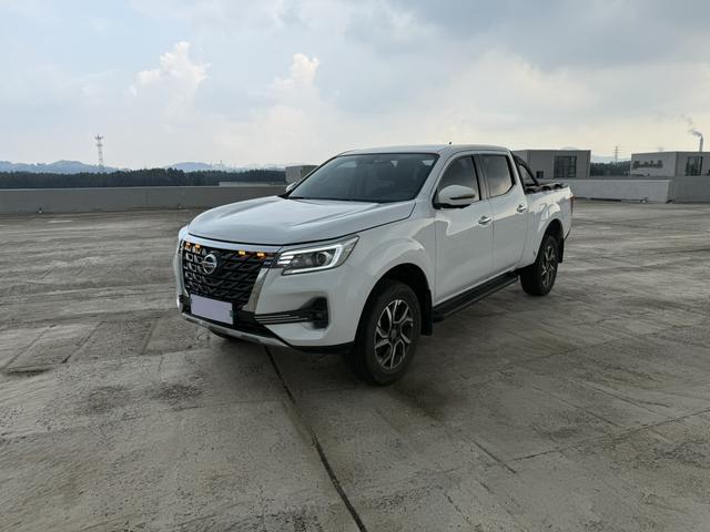 Ruiqi 7 2022 2.3T automatic four-wheel drive diesel standard long cargo box M9T