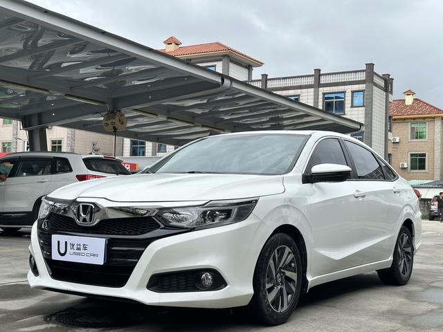 Sprinter 2019 180Turbo CVT Luxury Edition State V