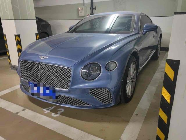Continental 2020 4.0T GT V8