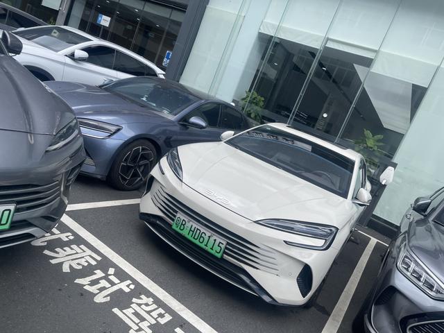 Seal 07DM 2025 Smart Driving Version DM-i 125KM Flagship Model