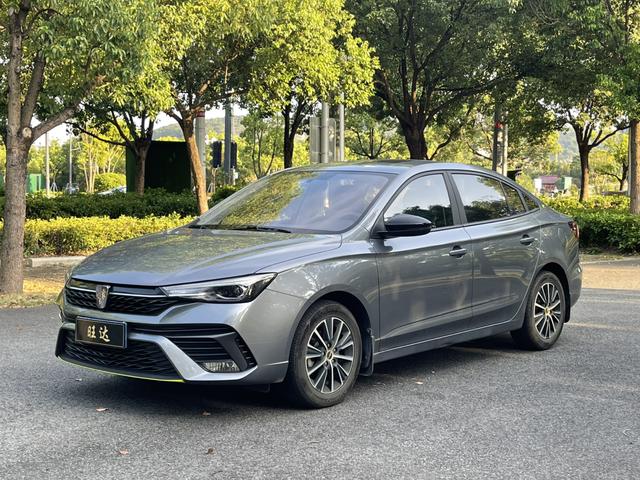 RW i5 2021 1.5L CVT Platinum Edition