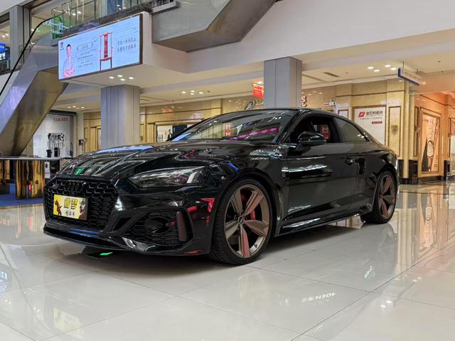 Audi RS 5 2021 2.9T Coupe Dark Gold Edition