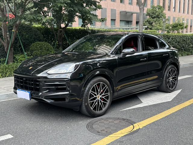 Cayenne Coupé 2024 Cayenne Coupé 3.0T