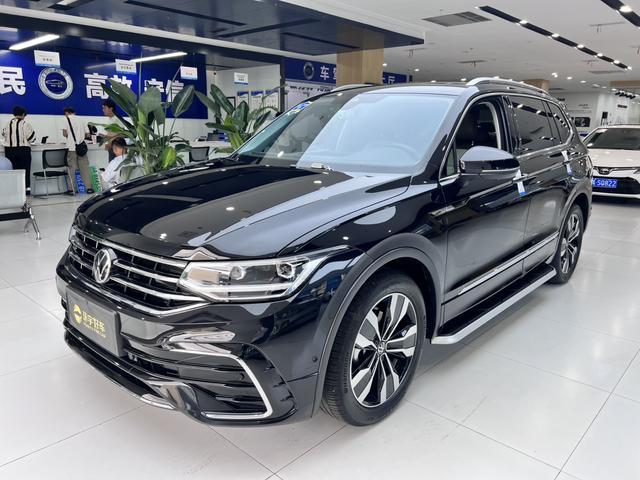 Tiguan L 2023 330TSI two-wheel drive R-Line Premium edition