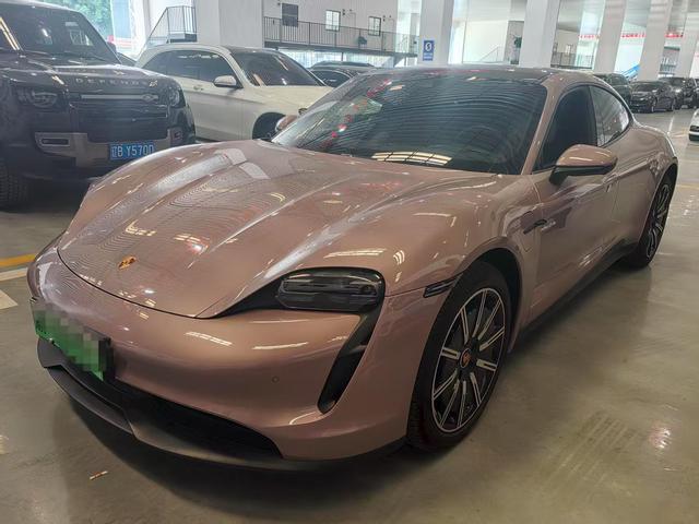 Taycan 2022 Modified Taycan