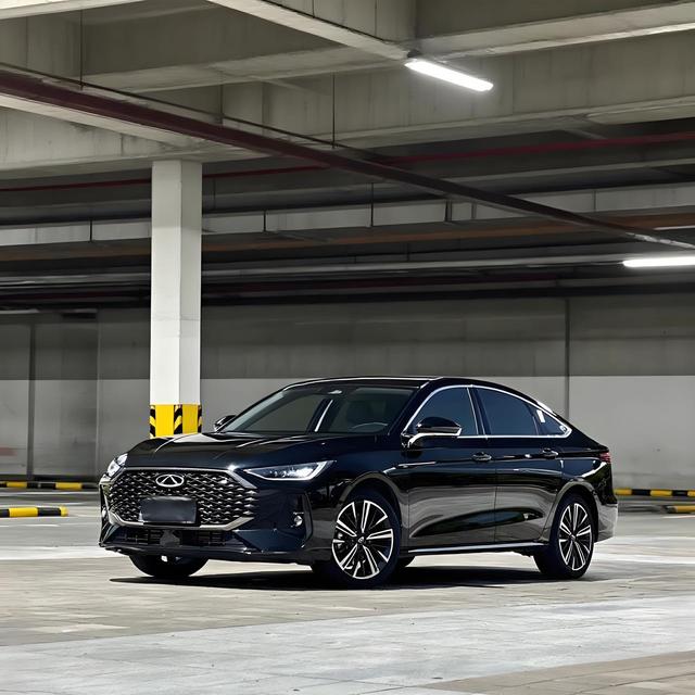 Arrizo 8 PRO 2025 290TGDI DCT Luxury+