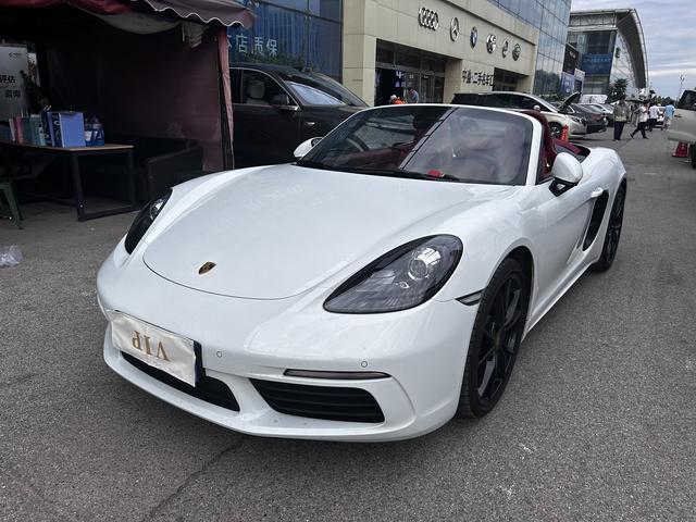 Porsche 718 2022 Boxster 2.0T