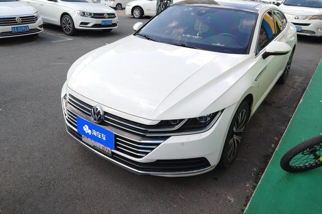 Volkswagen CC 2020 model 330TSI Charm Edition Country V