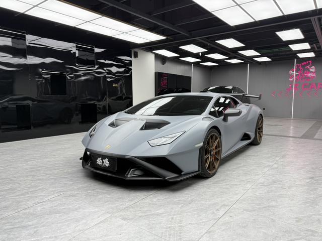 Huracán 2021 Huracán STO