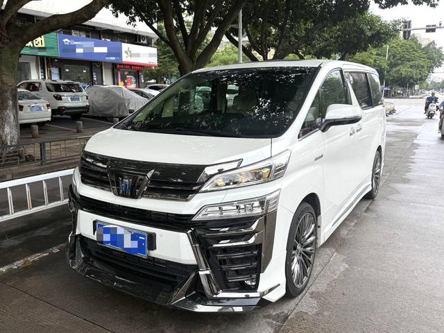 WILFA 2021 CROWN TWIN 2.5L HV LUXURY