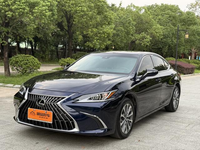 Lexus ES 2022 200 Excellence