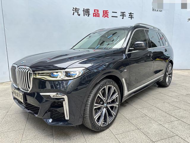 BMW X7 2022 xDrive40i Executive M sports Suit