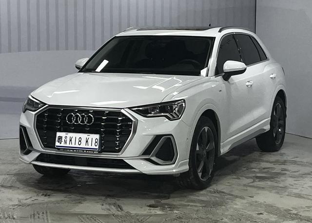Audi Q3 2021 35 TFSI Stylish Dynamic