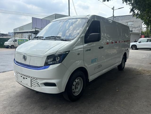 Yufeng EM27 2024 rear drive 2-seater pure electric original customized version