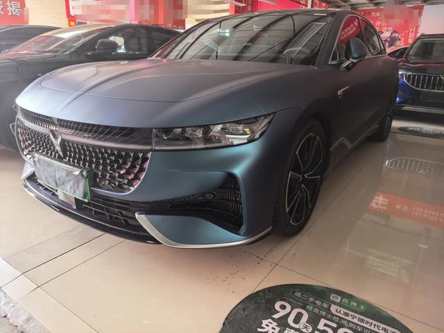 Lantu Chasing Light PHEV 2024 Ultra-long battery life Four-wheel drive Ultimate Edition