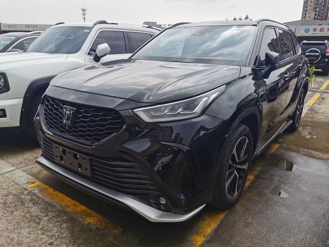 Crown Lufang 2022 2.0T Automatic Four-wheel drive Jinzun Edition