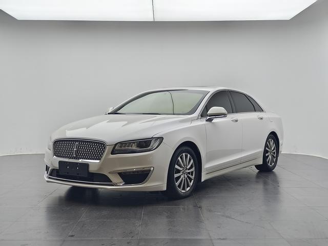 Lincoln MKZ 2018 2.0T Premium Edition