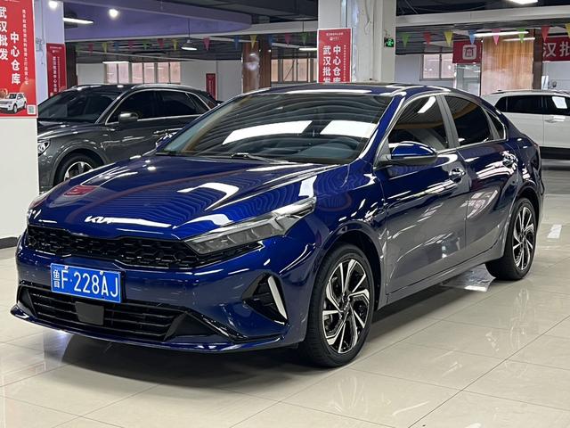 Kia K3 2023 1.5L IVT Premium