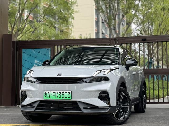 Lynk & Co. 06 EM-P 2024 EM-P 126 long battery Life Halo