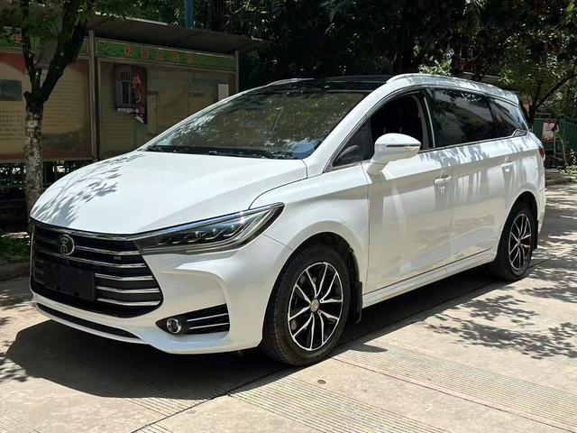 Song MAX 2017 1.5T Automatic Intelligent Elite 7-seater