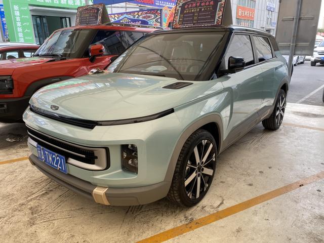 Geely ICON 2023 1.5TD Chocolate Mellow Edition