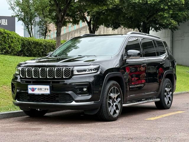 Grand Commander 2022 2.0T Two-wheel drive Deluxe Edition