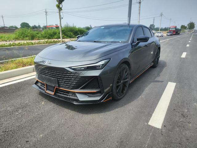 Changan UNI-V 2022 1.5T Sport Edition