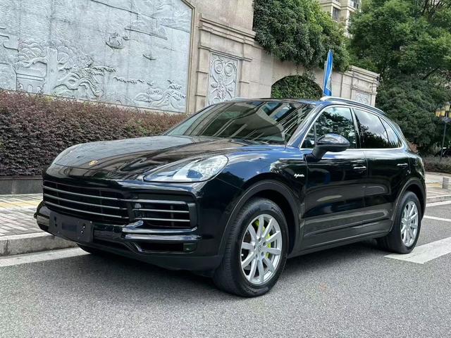 Cayenne E-Hybrid 2020 Cayenne E-Hybrid 2.0T