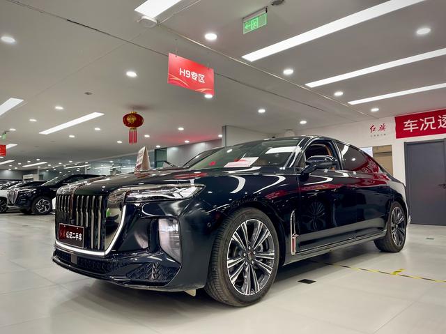 Hongqi H9 2024 2.0T Qichang Private Fashion Edition