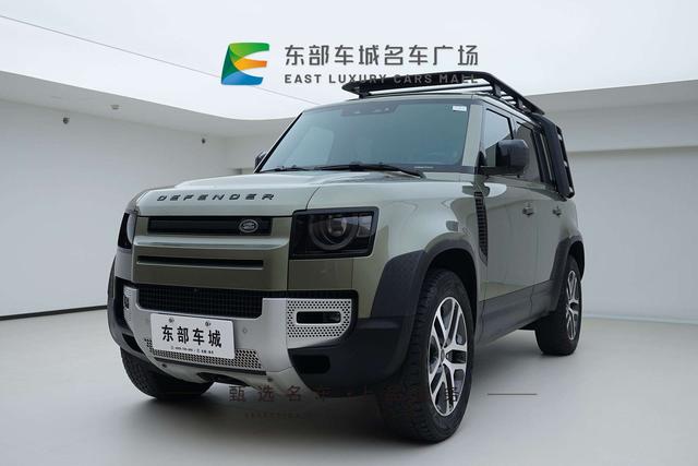 Defender 2021 110 P400 Dark Special Edition