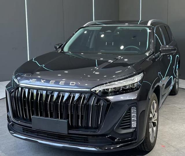 Xingtu Lanyue 2022 Discovery Edition 400T Four-wheel drive Star Enjoy 5 seats