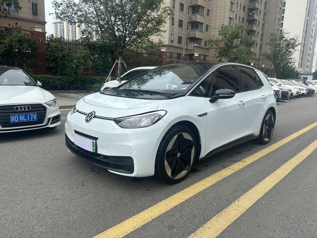 Volkswagen ID.3 2023 Pure Smart Edition