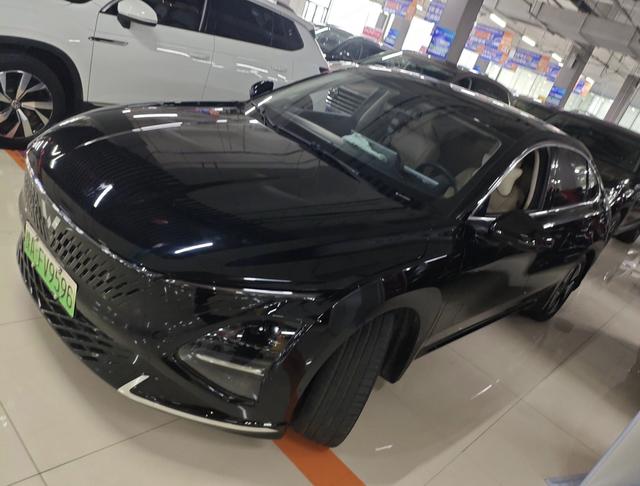 Wuling Starlight PHEV 2023 150 Advance Edition