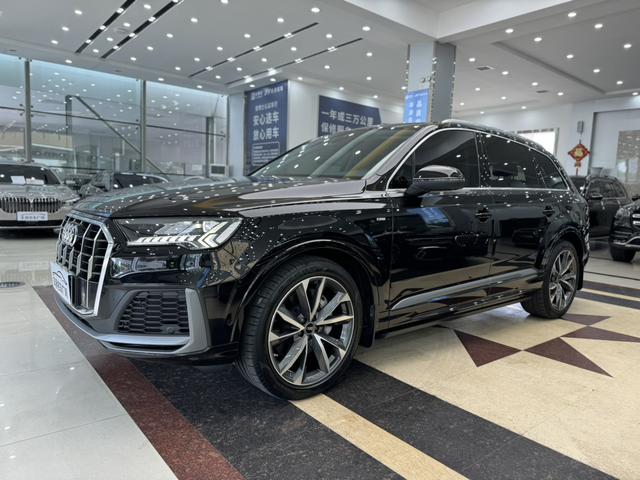 Audi Q7 2022 55 TFSI quattro S line Sport