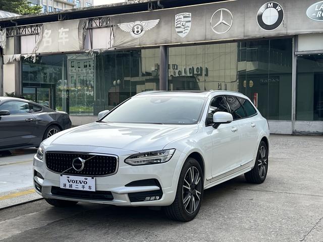 Volvo V90 2020 Cross Country T5 AWD Intelligent Vision