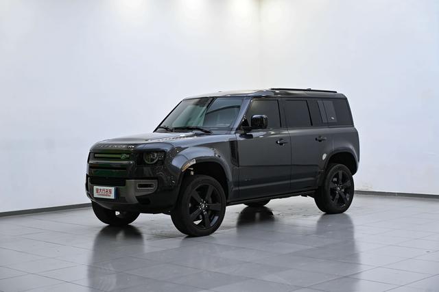 Defender 2024 110 3.0T P400 X-DYNAMIC HSE