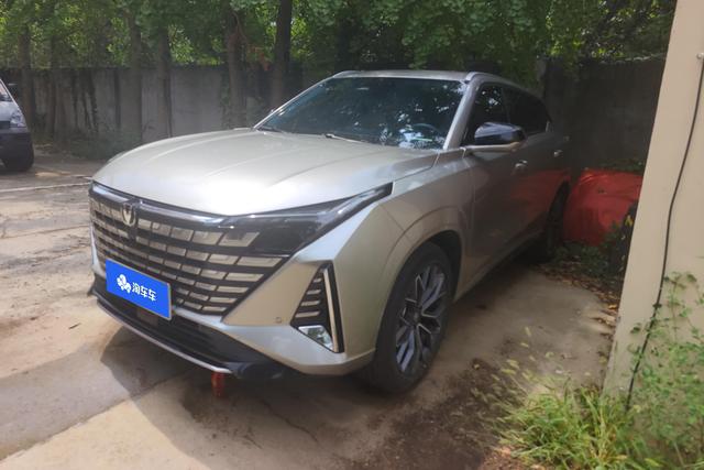 Changan UNI-Z 2025 1.5T DCT Premium Type