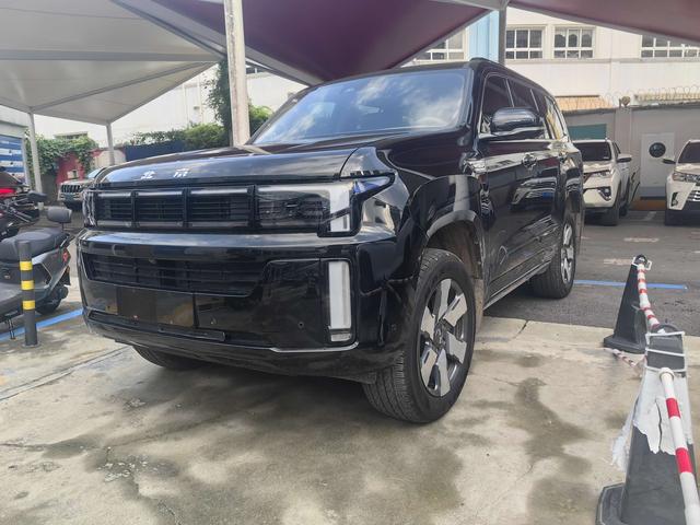 Beijing off-road BJ60 Thunder 2024 Magic four-wheel drive standard edition five-seater