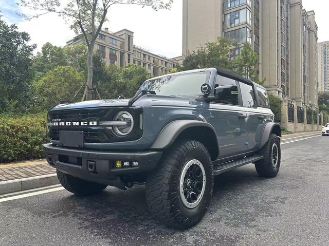 Ford Mustang 2024 2.3T Ink Diamond Bigfoot Off-road Version