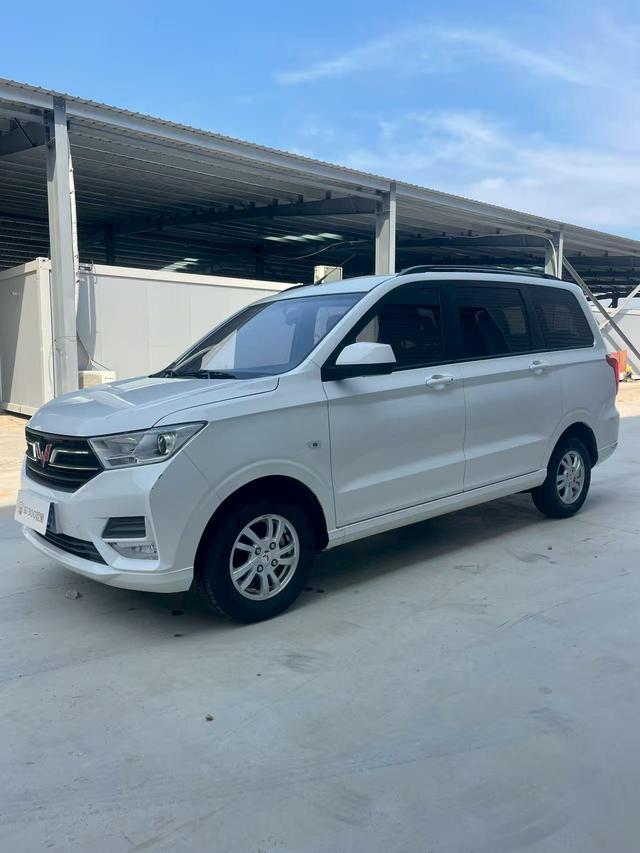 Wuling Hongguang 2021 1.5L S Manual Comfort Type