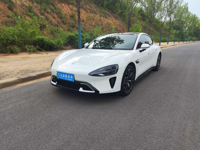 Xiaomi SU7 2024 Rear Drive Standard Edition