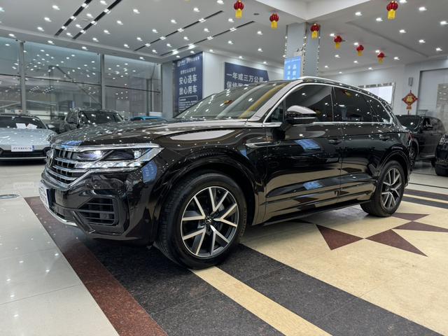 Touareg 2021 3.0TSI Sharp Classic Sport Package